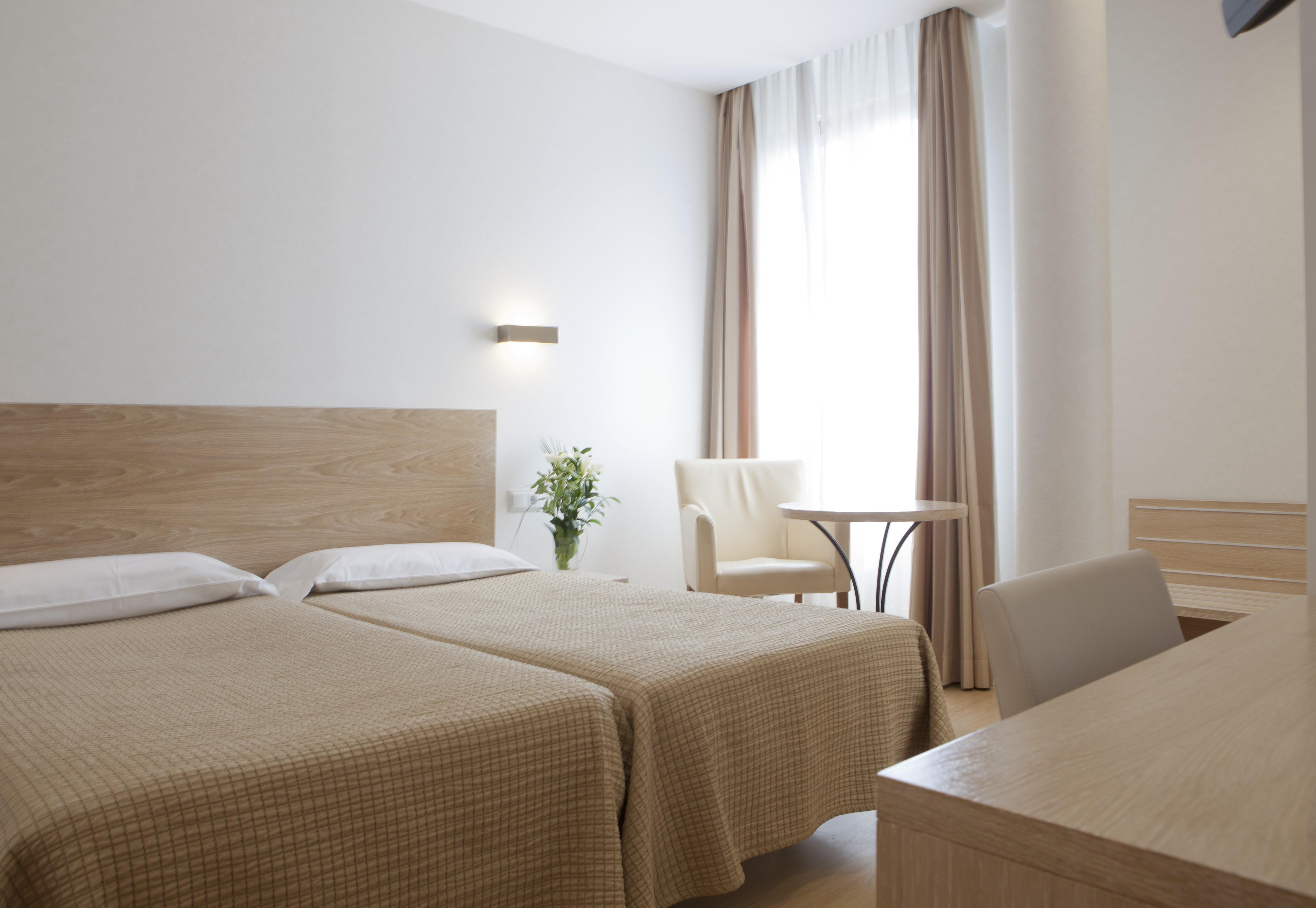 Regente Hotel Мадрид Екстериор снимка