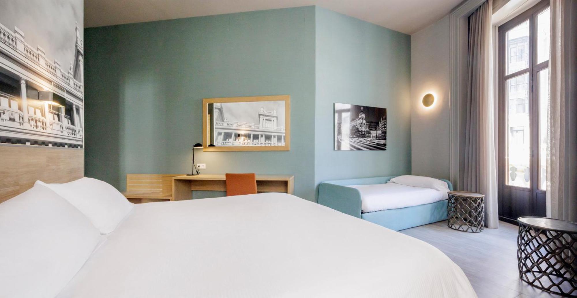 Regente Hotel Мадрид Екстериор снимка